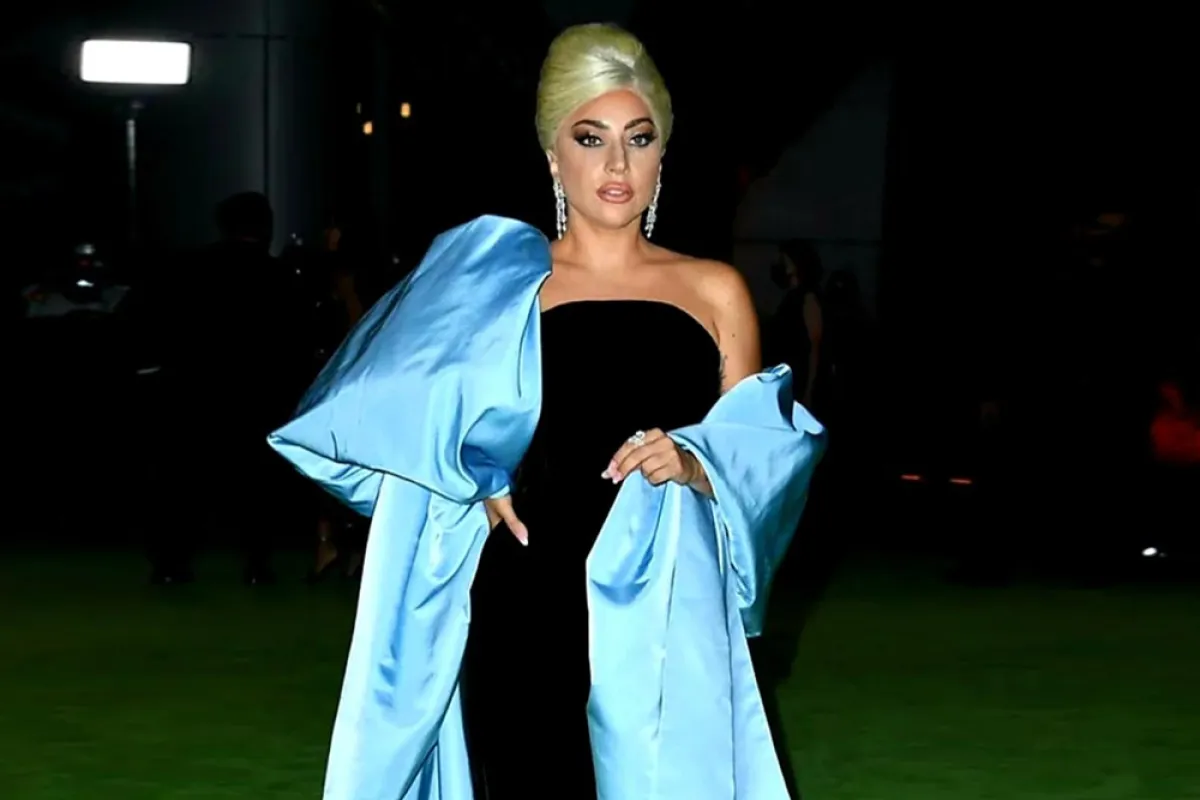 ليدي غاغا- الصورة من موقع ريد كاربت فاشون أواردز الإلكتروني