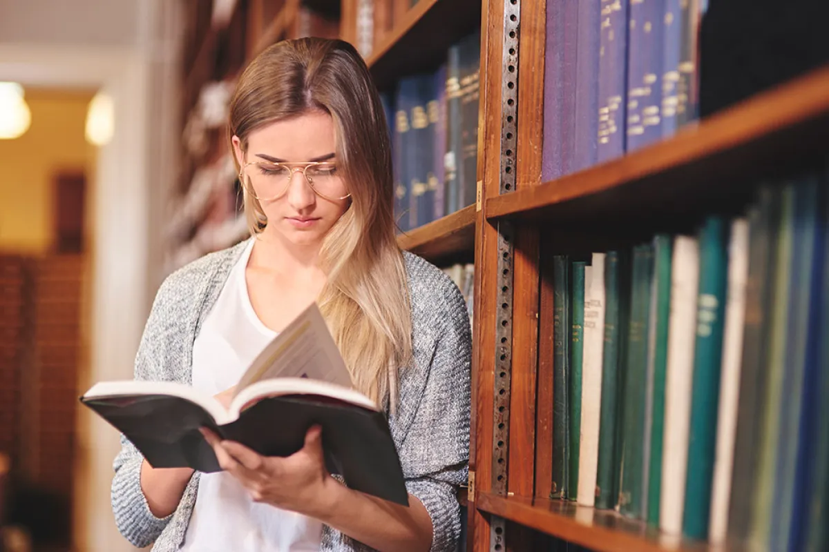 الفرق بين القراءة والمطالعة