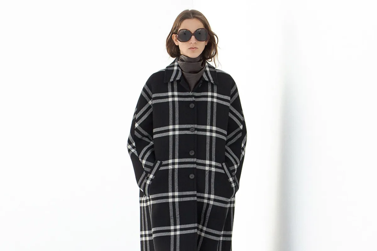 معطف كاروهات من كوريج  Courrèges 