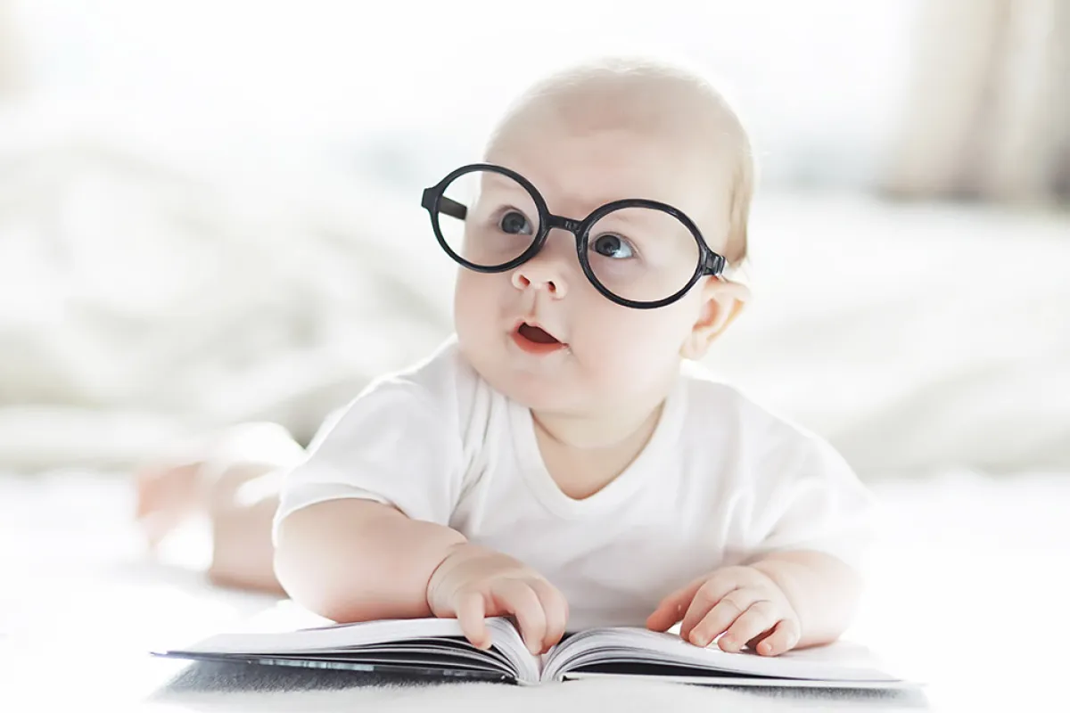 علامات ذكاء الرضيع