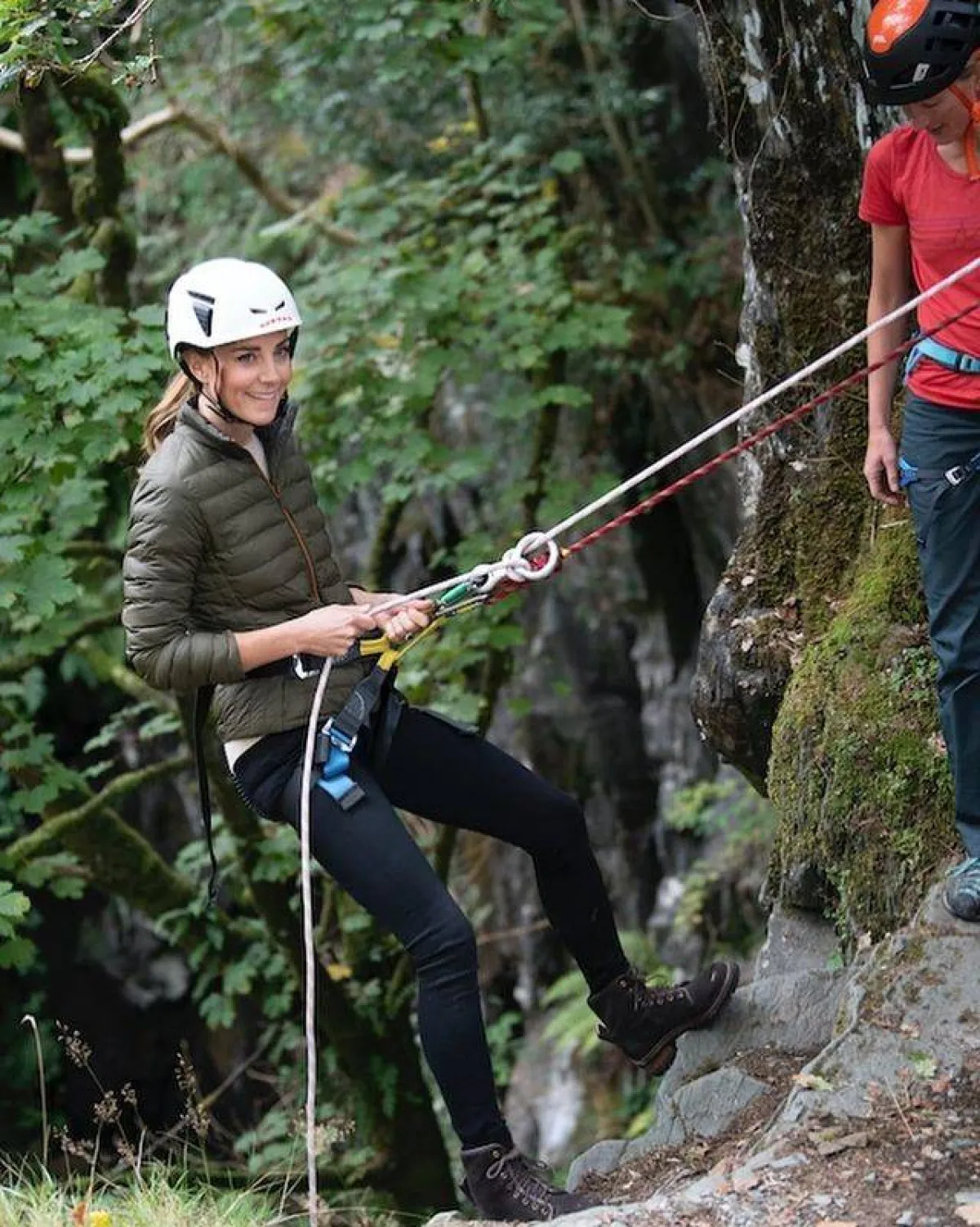 كيت تتسلق الجبال- الصورة من حساب Europe royals على إنستغرام