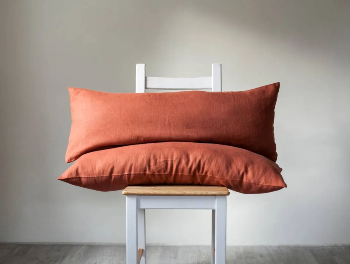 البرتقالي الصدئ في الديكور