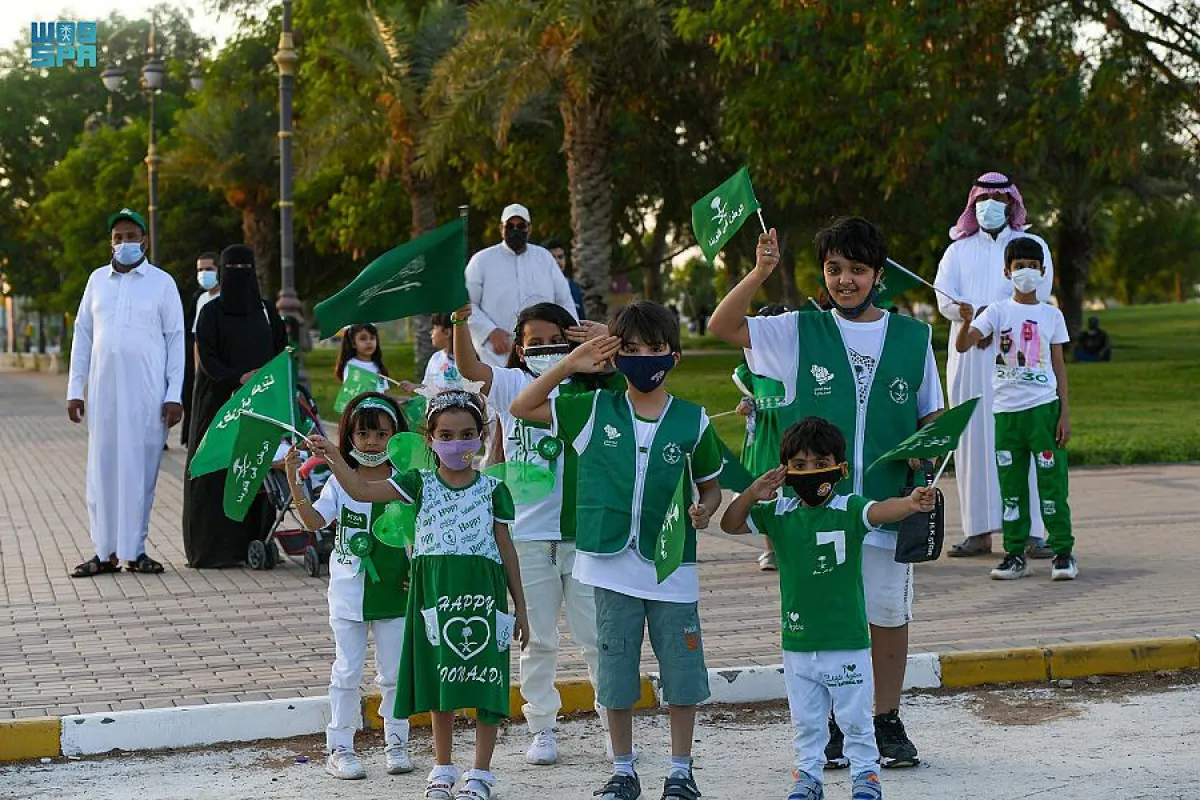 صور من مشاركة الأطفال باحتفالات اليوم الوطني 91