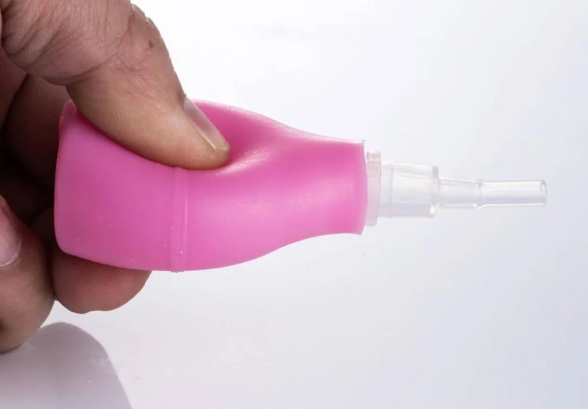 صورة لشفاط الأنف لطفلك