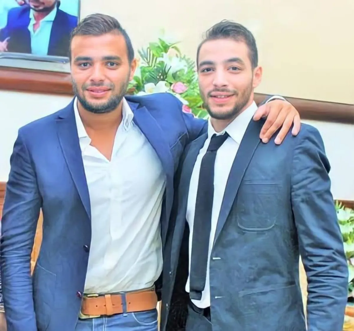 رامي صبري وشقيقه كريم - الصورة من صفحة رامي صبري على الفيس بوك