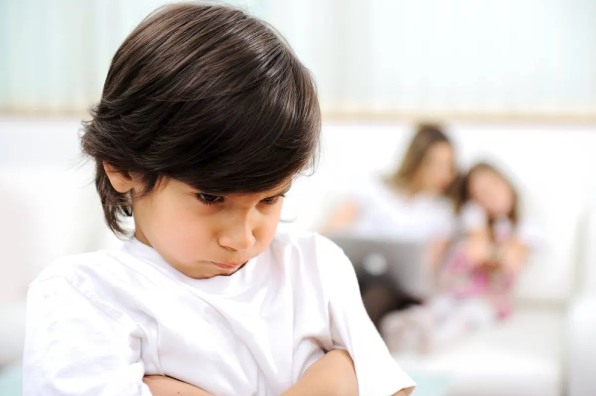 صورة لطفل عنيد