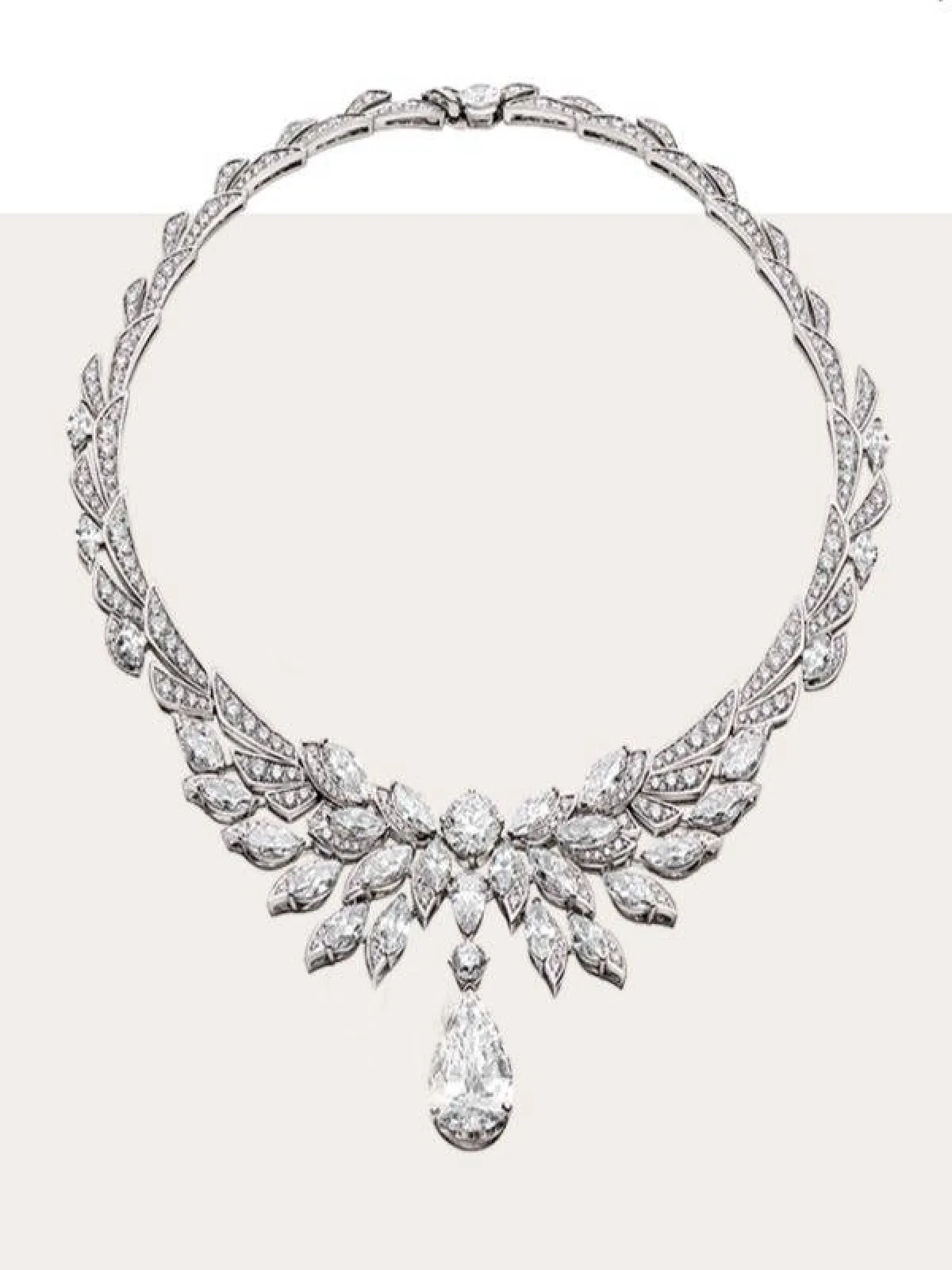 عقد وينغز أوف روم من بولغاري Bvlgari