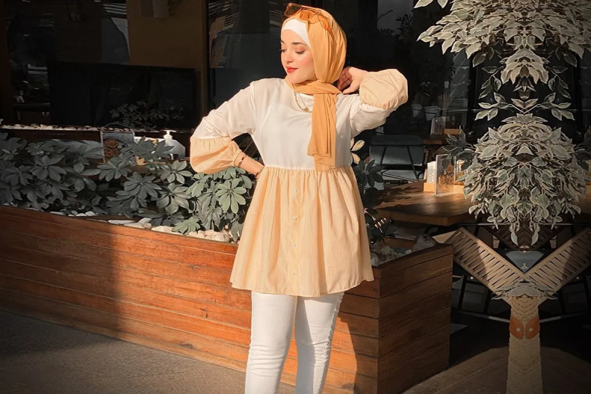 إسراء عمرو باطلالة صيفية -الصورة من حسابها على الانستغرام