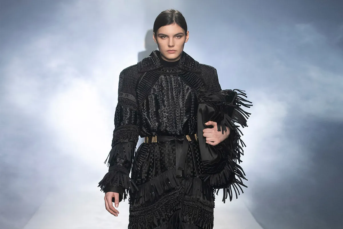 صيحة الشراشيب من ألبيرتا فيريتي Alberta Ferretti