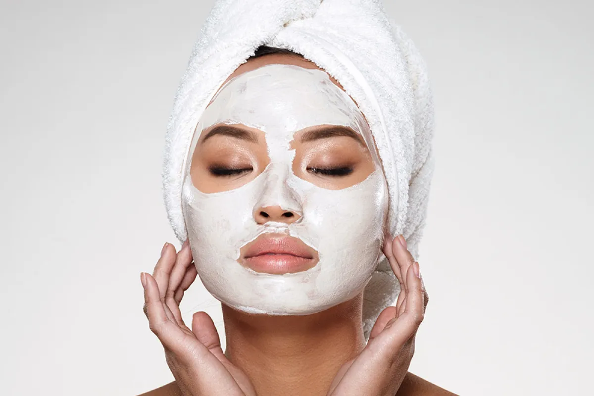 استخدام بياض البيض لعلاج حب الشباب