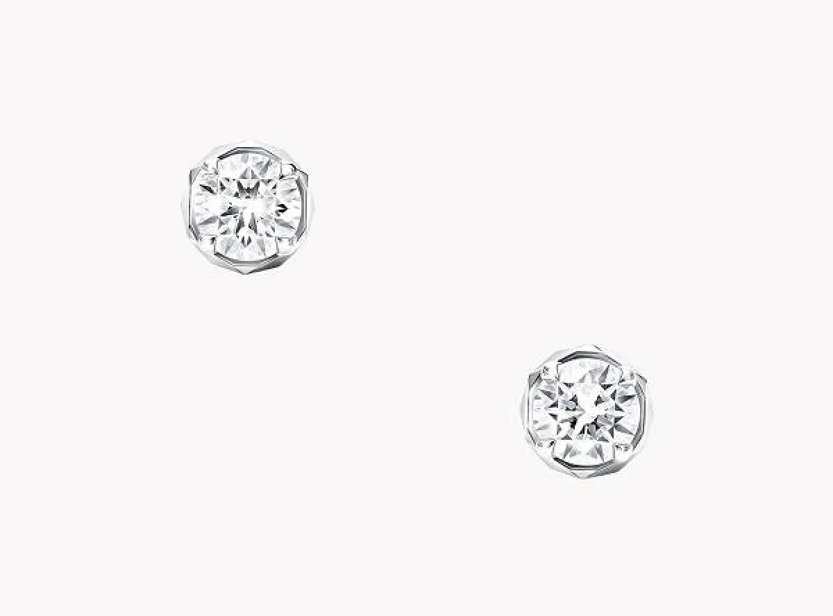 أقراط Laurence Graff Signature من غراف Graff