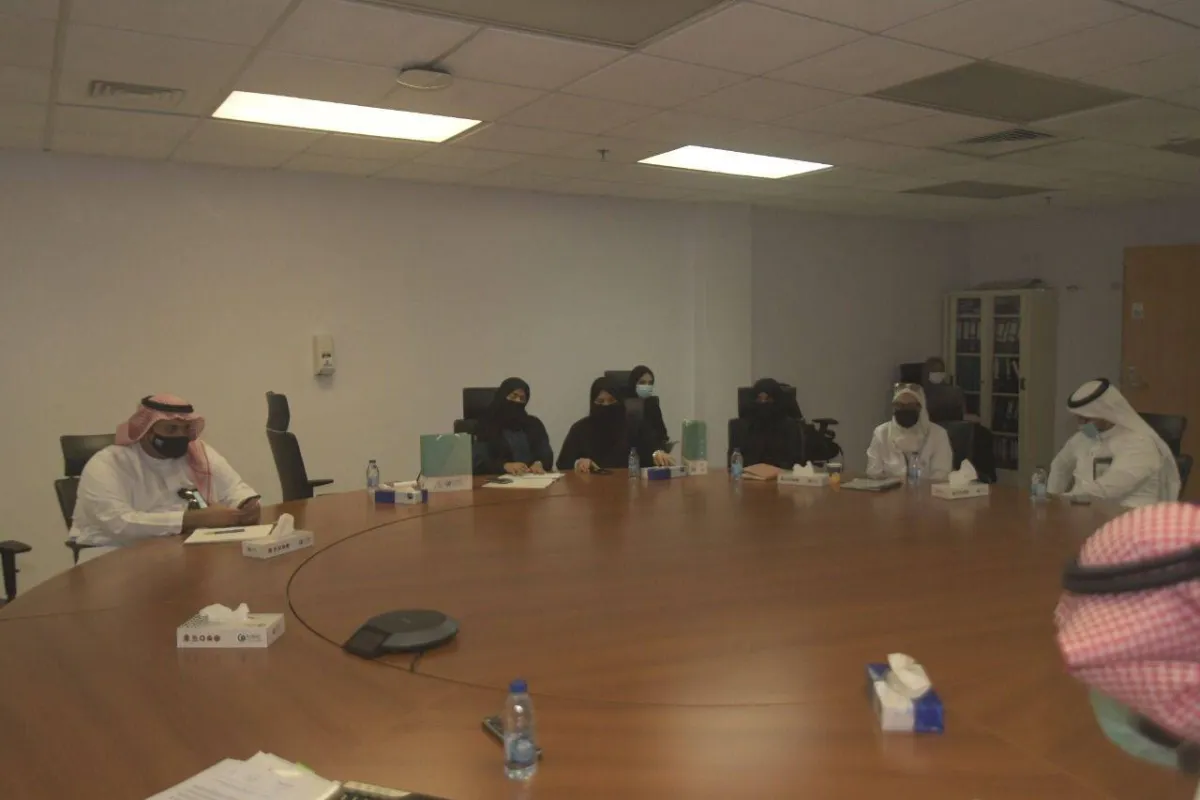 تعاون مشترك بين طبية مكة والتعليم لدعم المشاريع البحثية