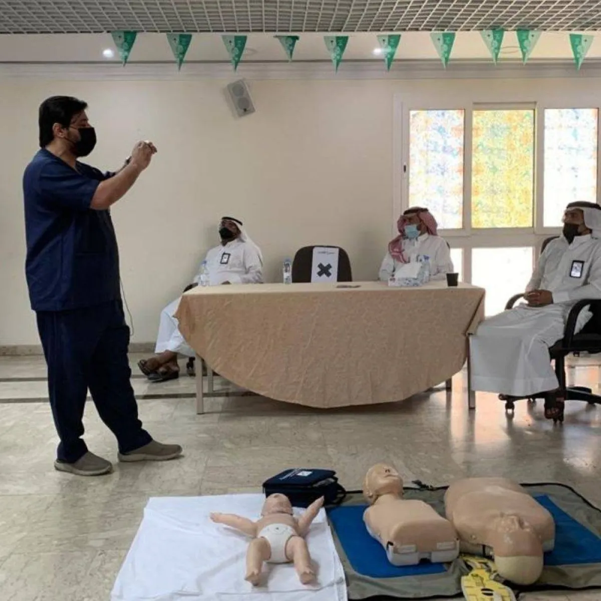 جانب من حضور الدورة الإسعافية