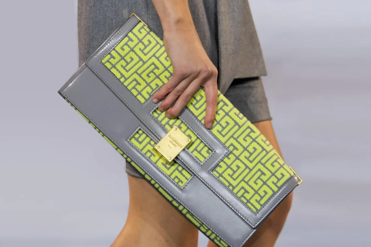 حقيبة كلاتش من علامة بالمان Balmain