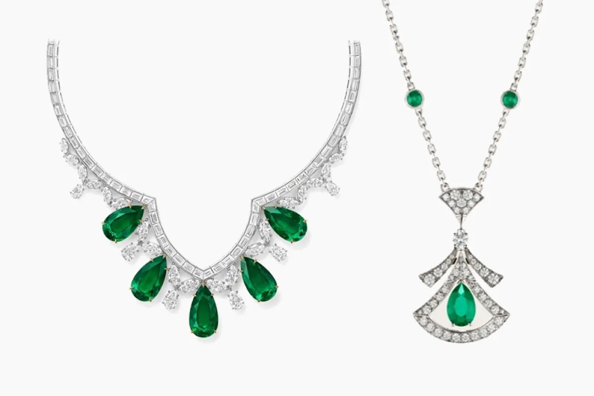 قلادات مرصّعة بحجر الزمرد الأخضر وكيفية تنسيقها