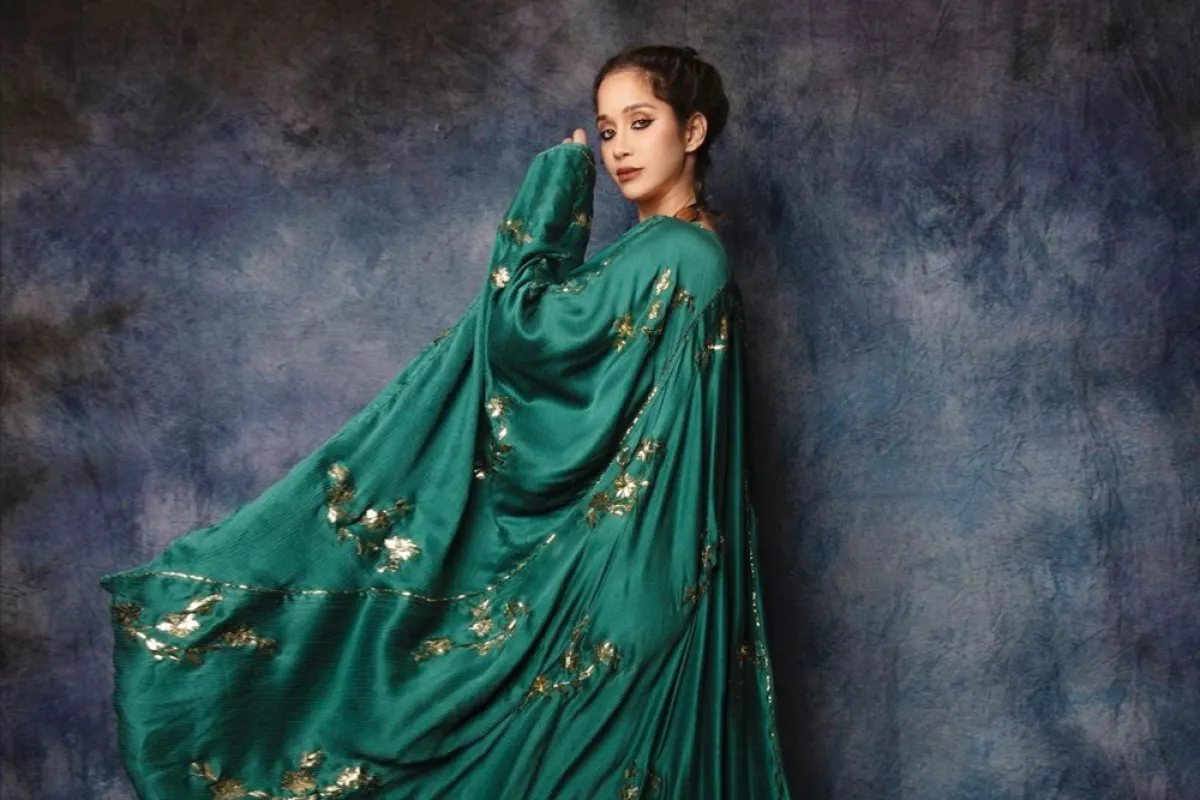 إطلالة باللون الأخضر في اليوم الوطني السعودي