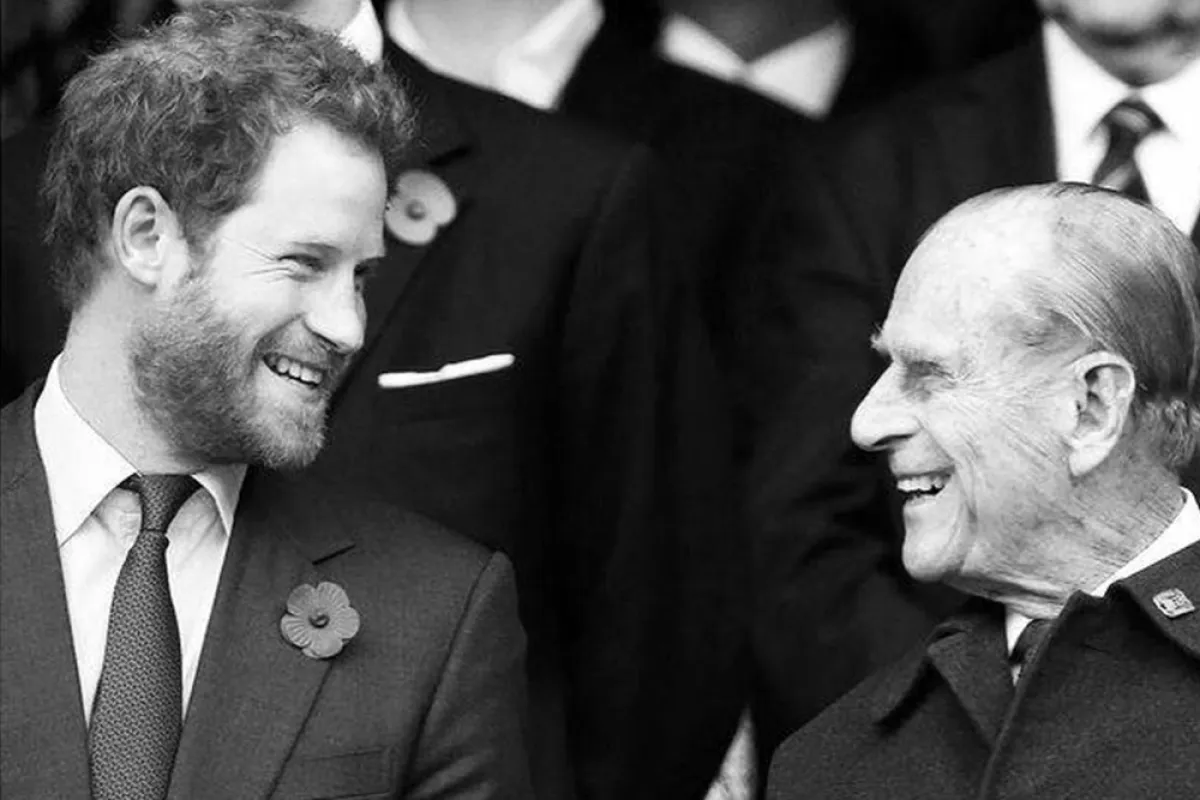 الأمير هاري مع جده الأمير فيليب- الصورة من حساب Archwell على إنستغرام