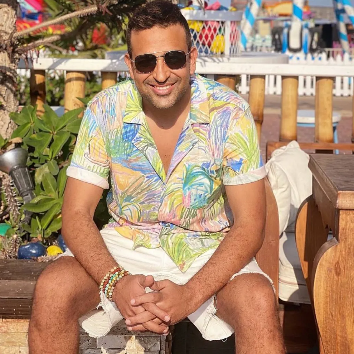 الشاعر الغنائي تامر حسين - الصورة من حساب تامر على انستغرام