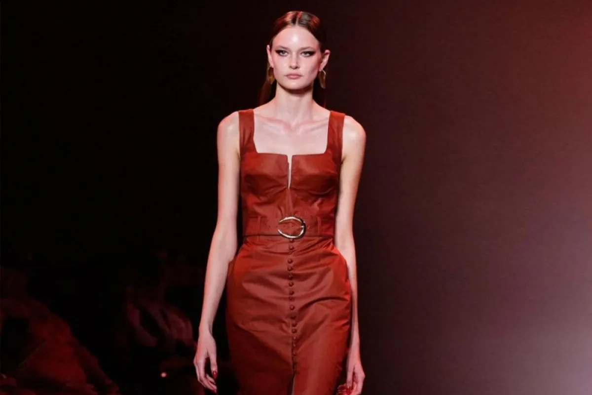 من ا أسبوع الموضة في نيويورك لصيف 2022