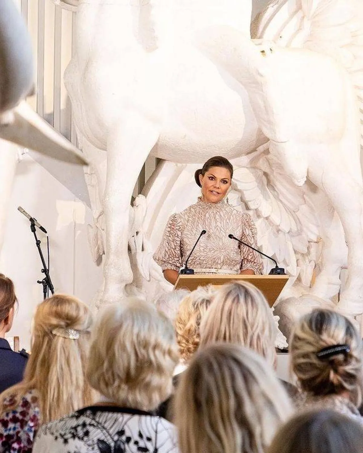 الأميرة فيكتوريا تلقي كلمتها- الصورة من حساب Europe royals على إنستغرام