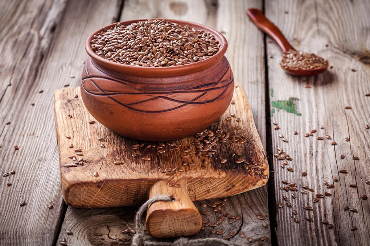  فوائد بذور الكتان وبذور الشيا هل اختبرتها؟ 