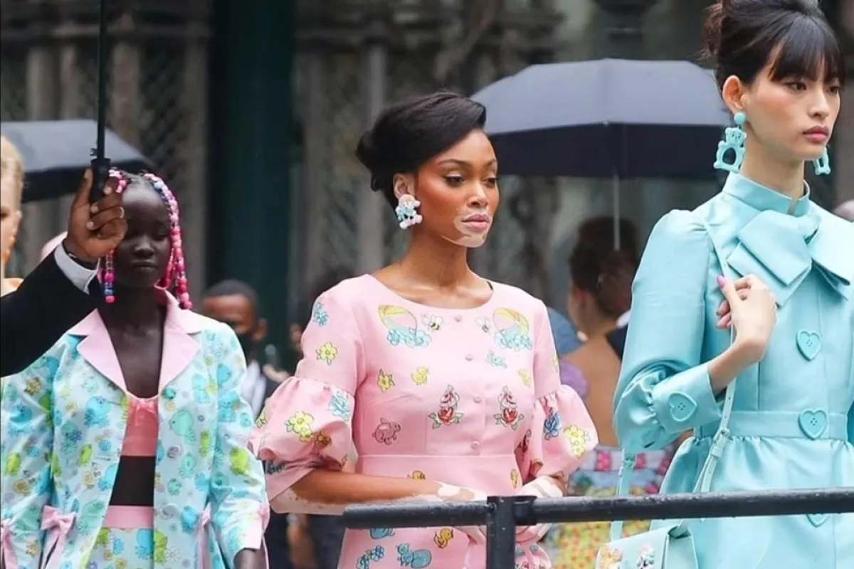 أسبوع نيويورك للأزياء الجاهزة ربيع وصيف ٢٠٢٢