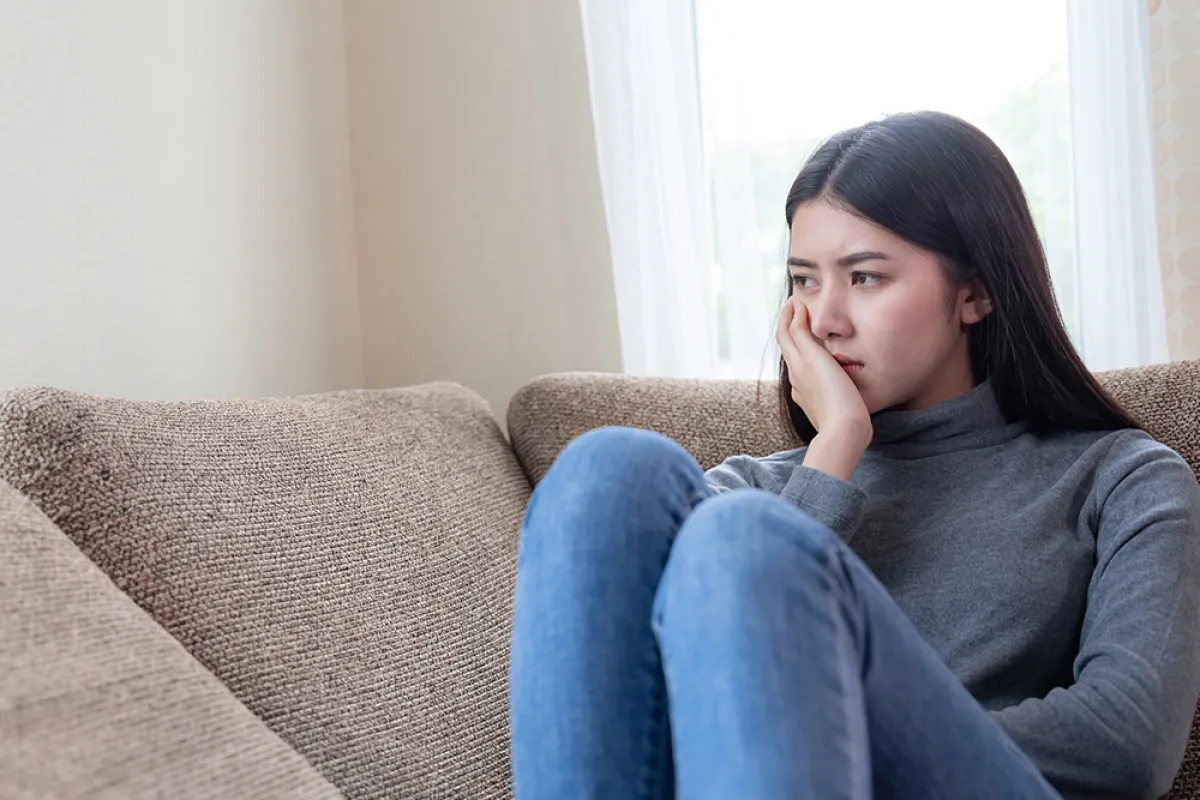 أفكار سلبية.. عليكِ الابتعادَ عنها