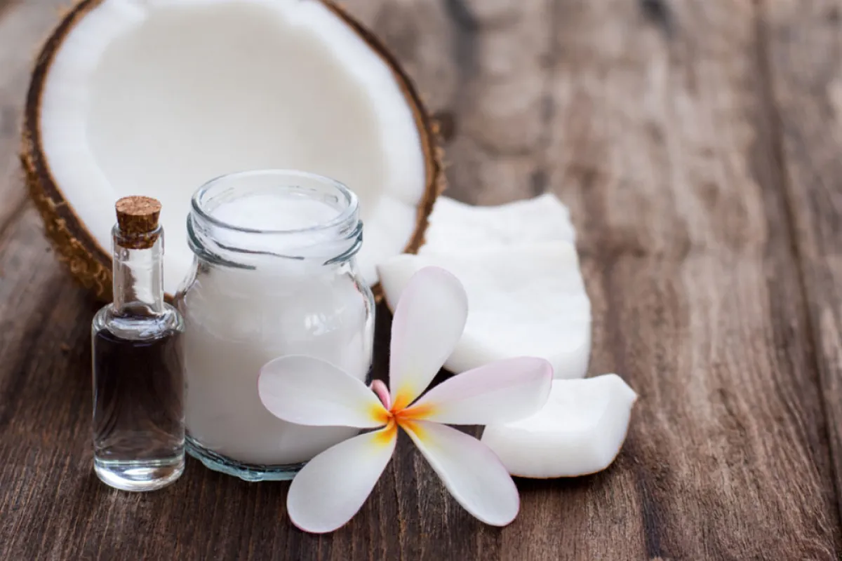 كيف يمكنك استخدام زيت جوز الهند بأمان أثناء الحمل؟
