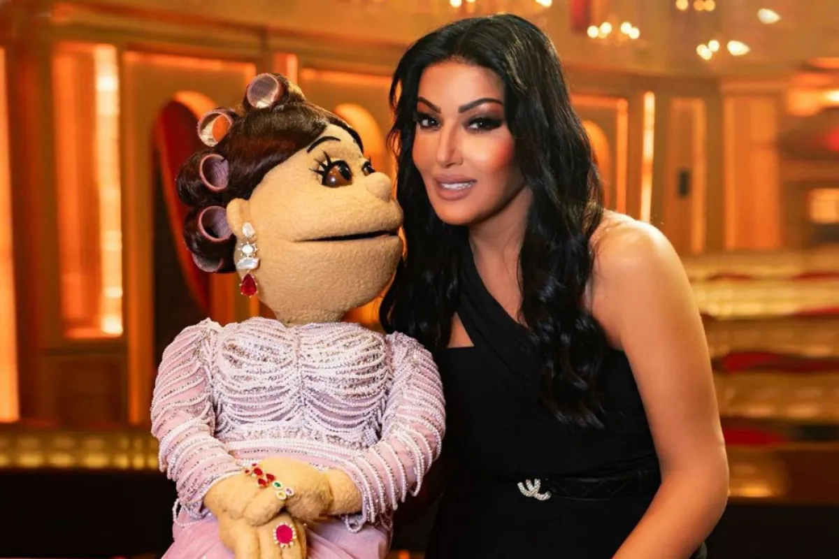 سمية الخشاب والدمية فاهيتا- الصورة من حساب سمية الخشاب على إنستقرام