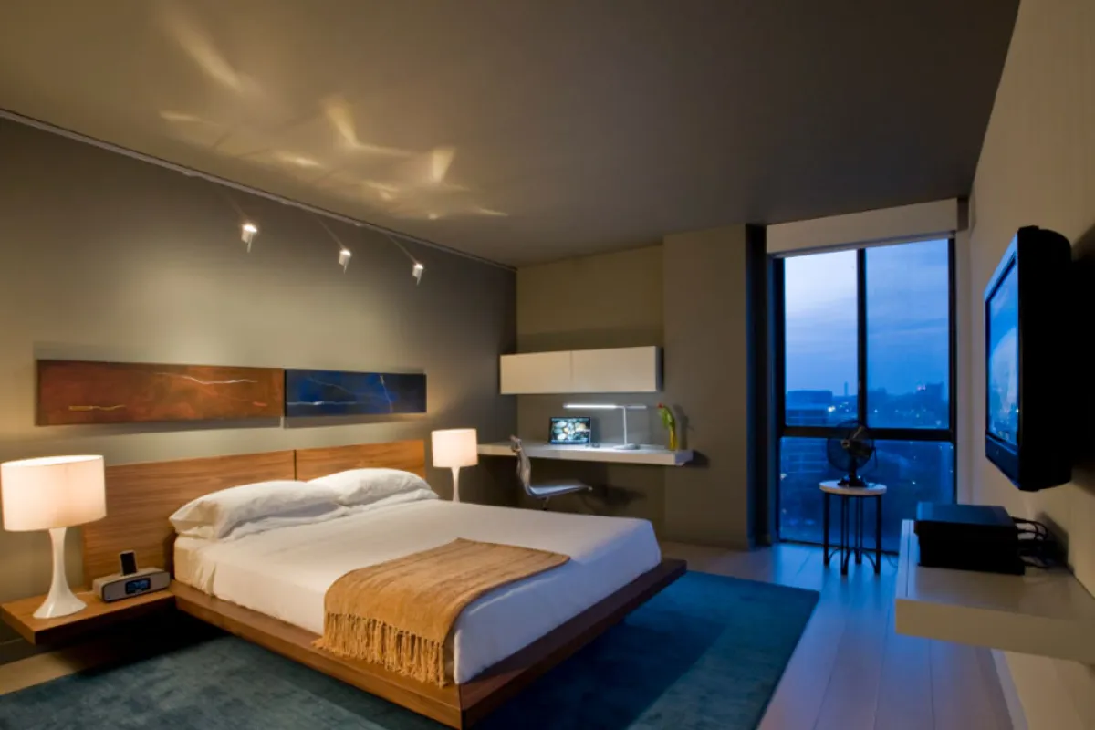 تصميمات وموديلات فخمة لغرف نوم العرسان