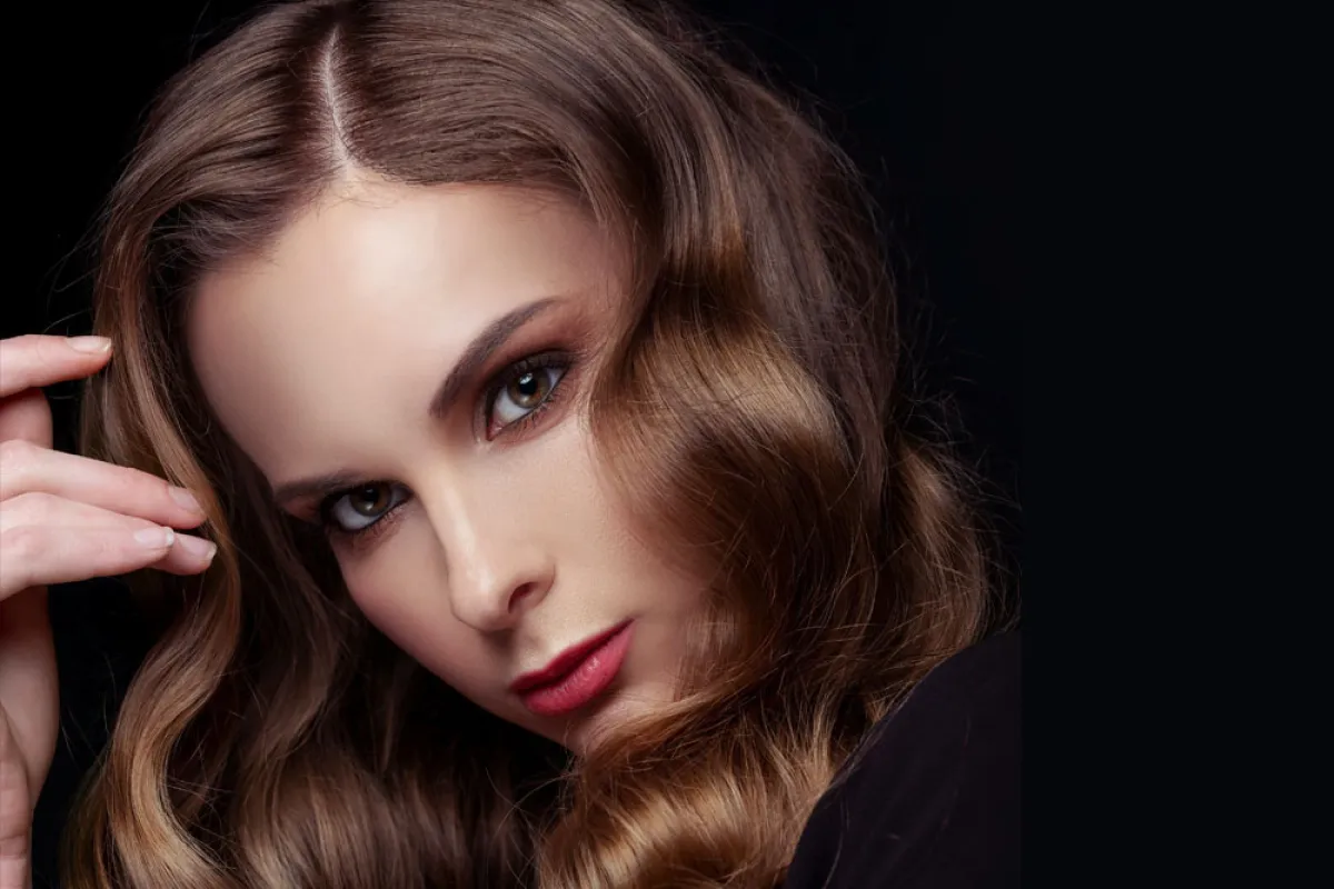 تسريحات شعر تناسب الوجه النحيف 