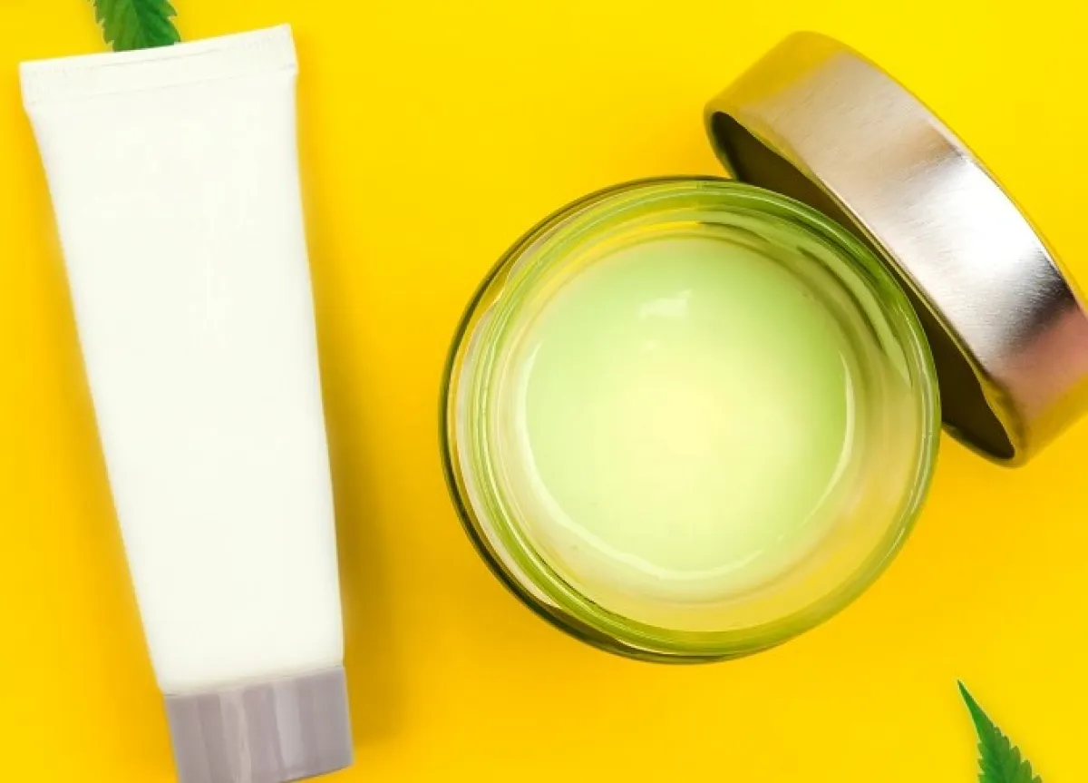 منتجات العناية بالبشرة 