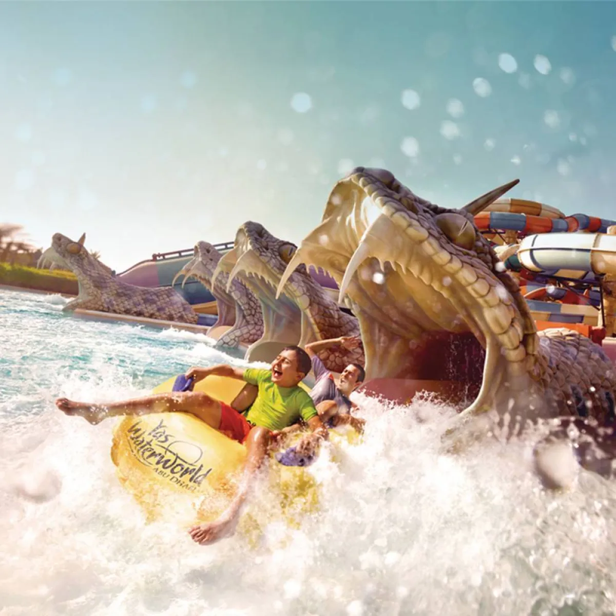 صورة لأطفال في ياس ووترورلد