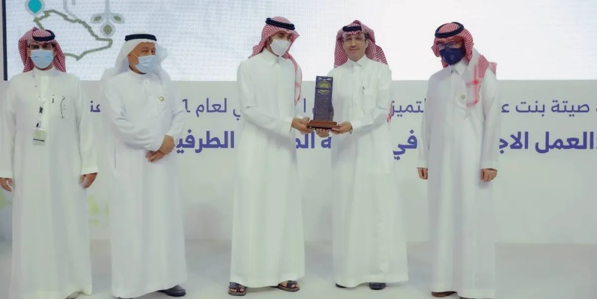 تكريم رواد منصات التواصل الاجتماعي الفائزين بجائزة أم جود