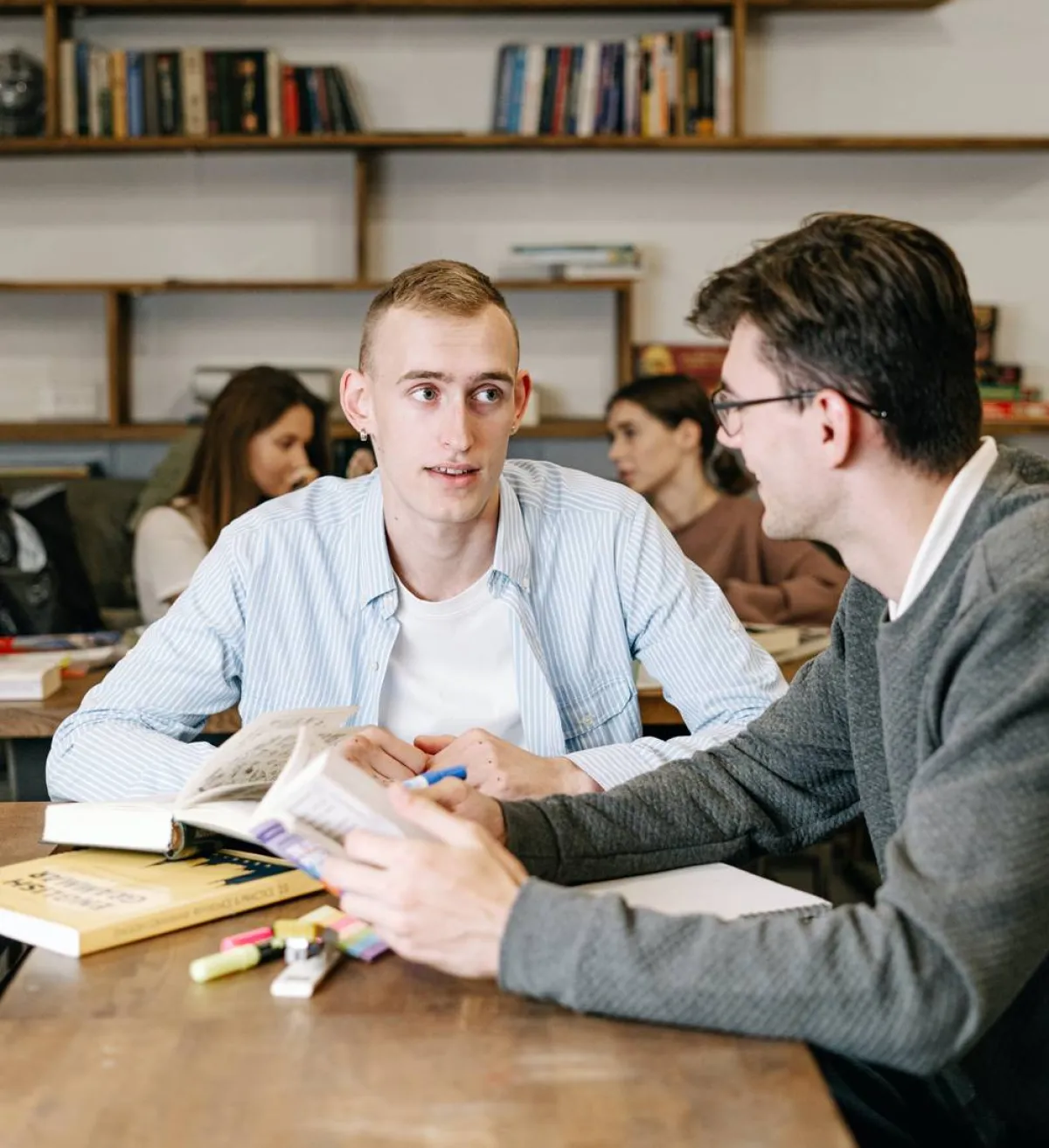 صفات الصديق الحقيقي