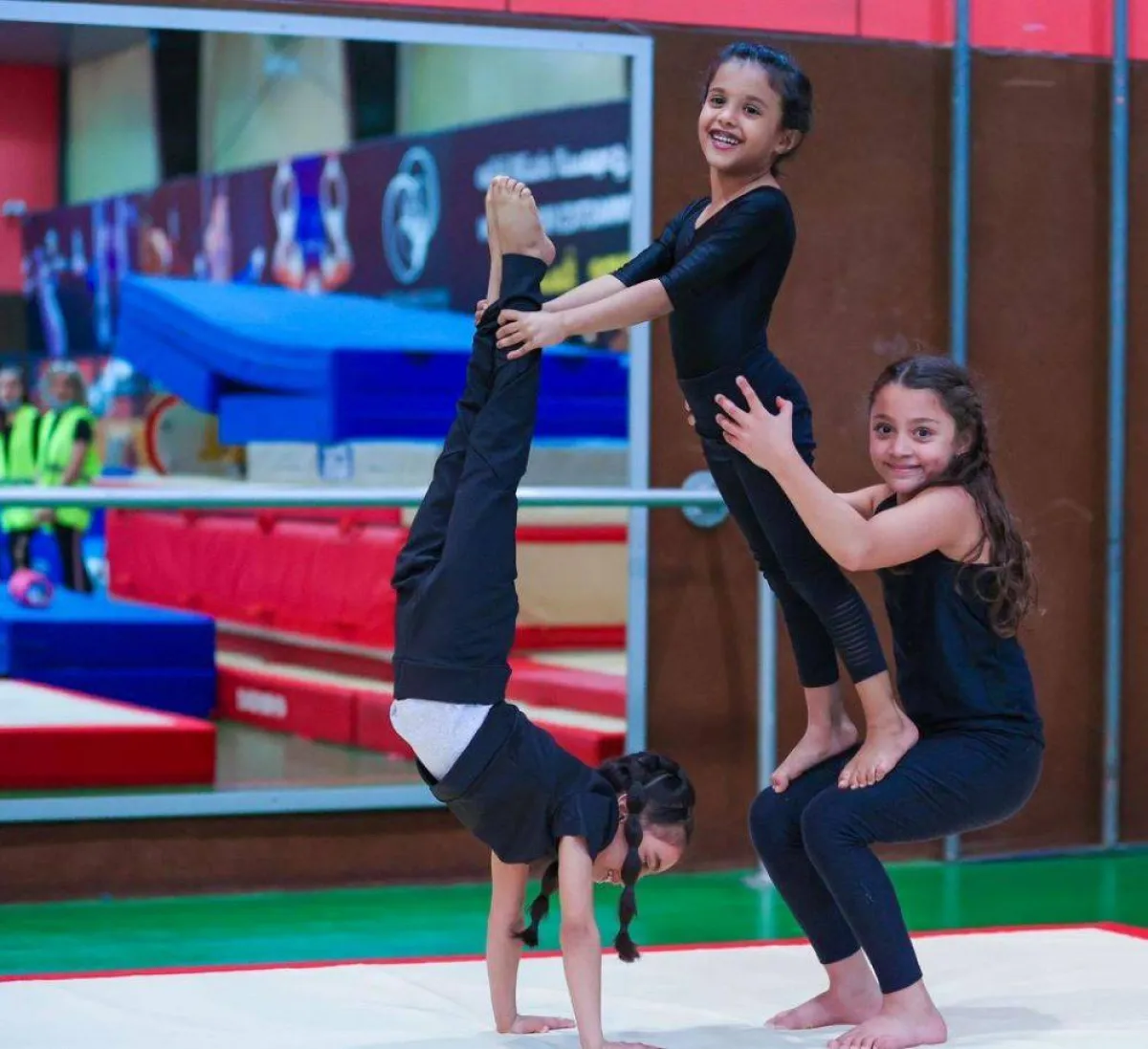 بعض من تدريبات الفتيات