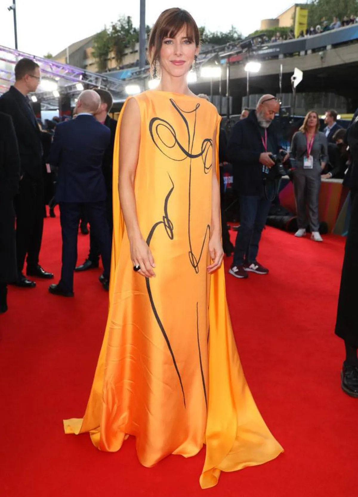 صوفي هنتر ترتدي من روكساندا