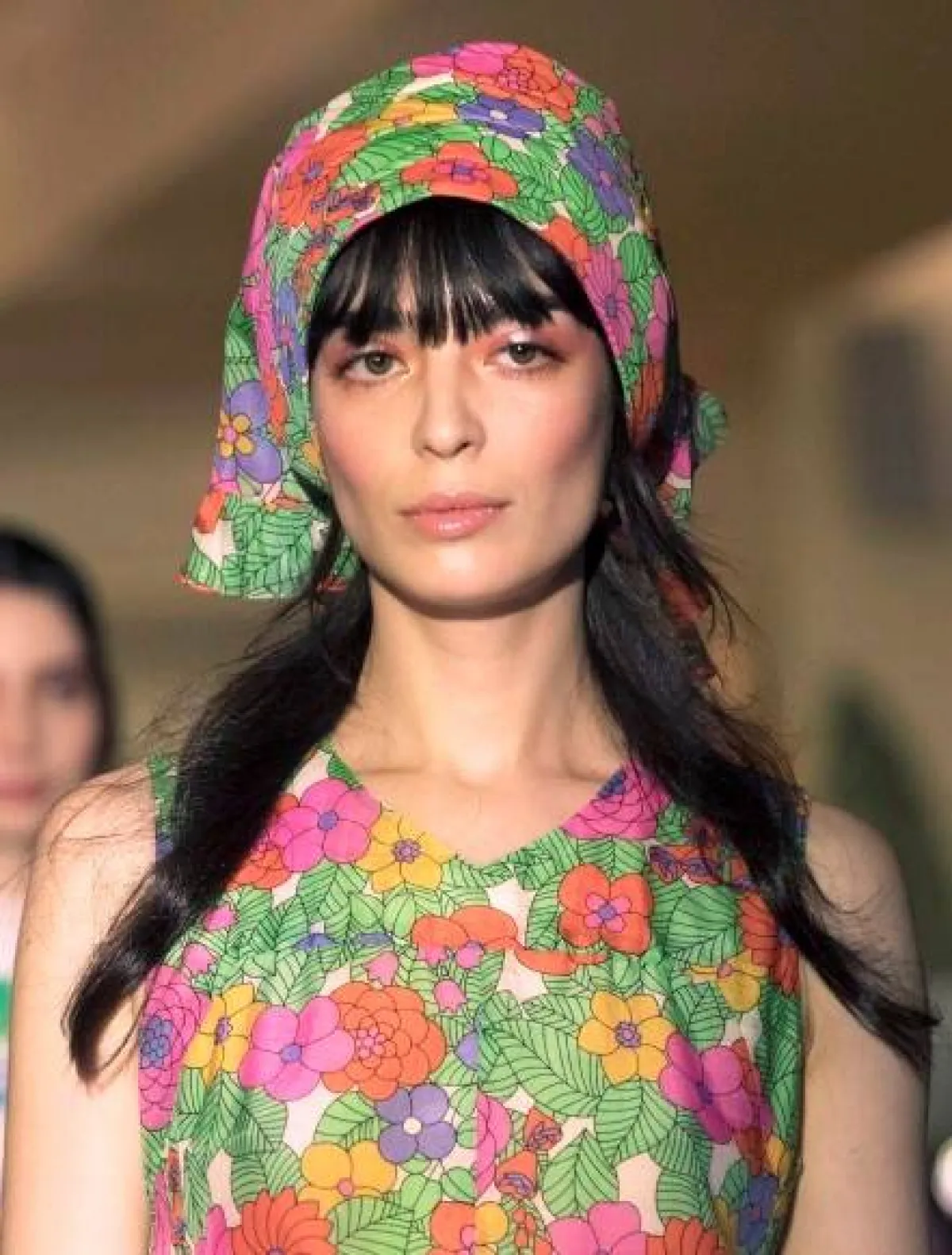 موضة سكارف الشعر