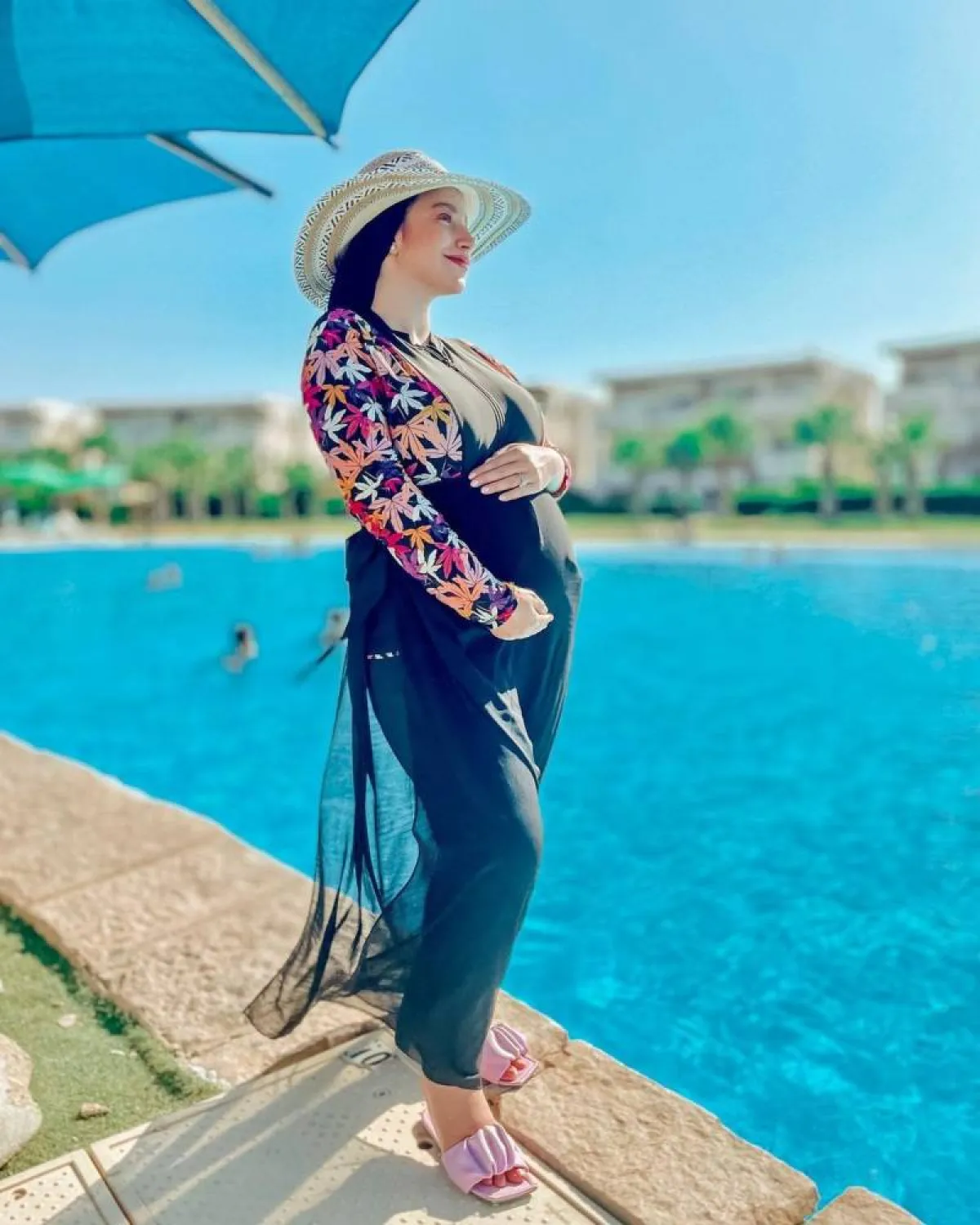 مريم سيف بملابس الحمل