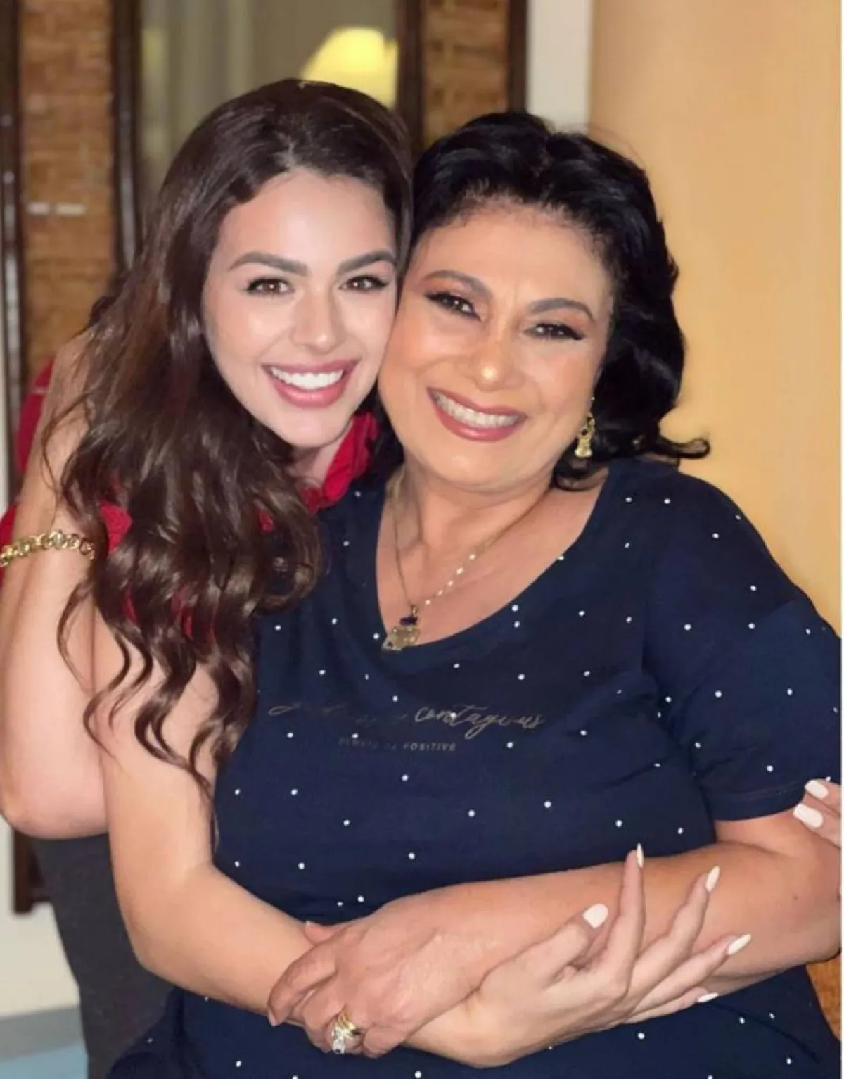 هنادي وسلوى عثمان - الصورة من حساب هنادي على انستغرام 