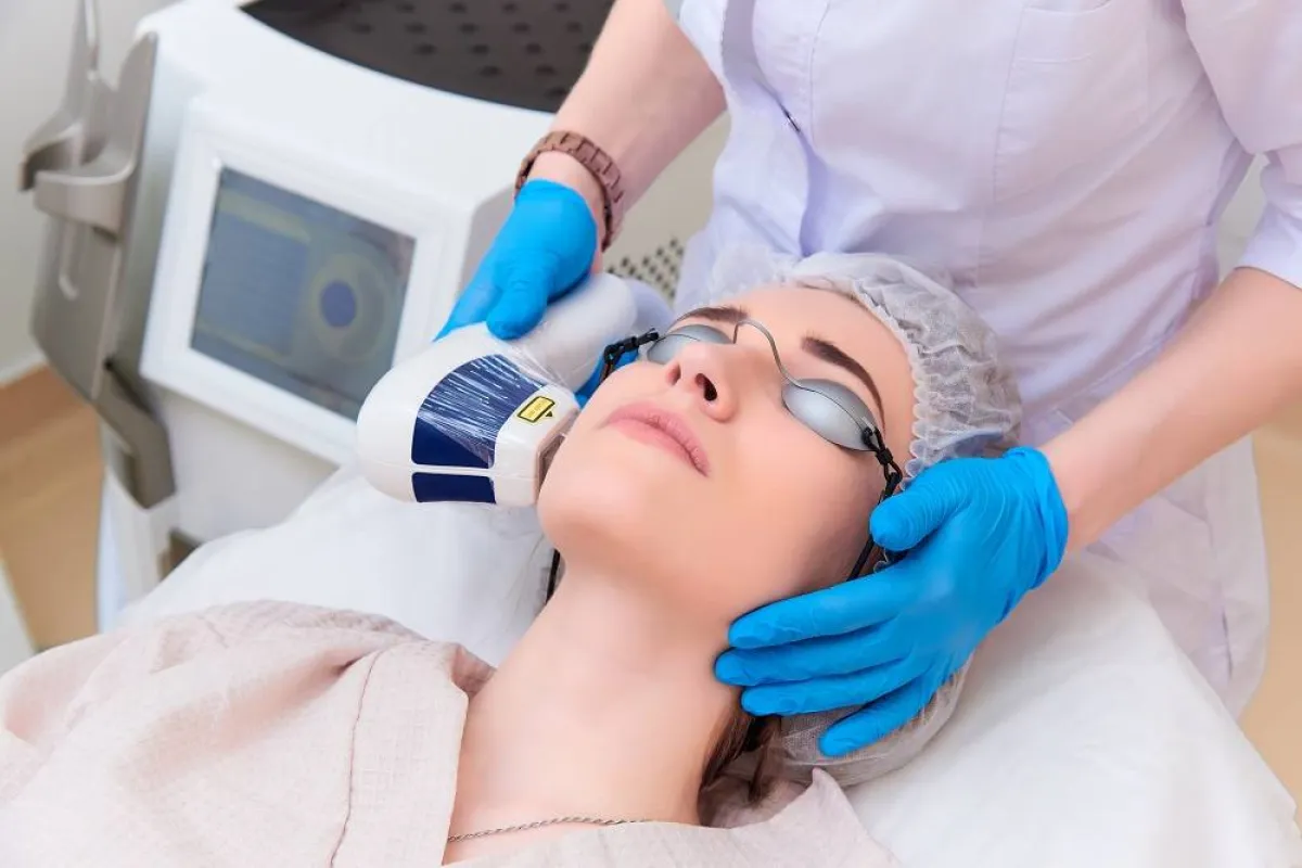  ما هو شد الجلد فورما؟