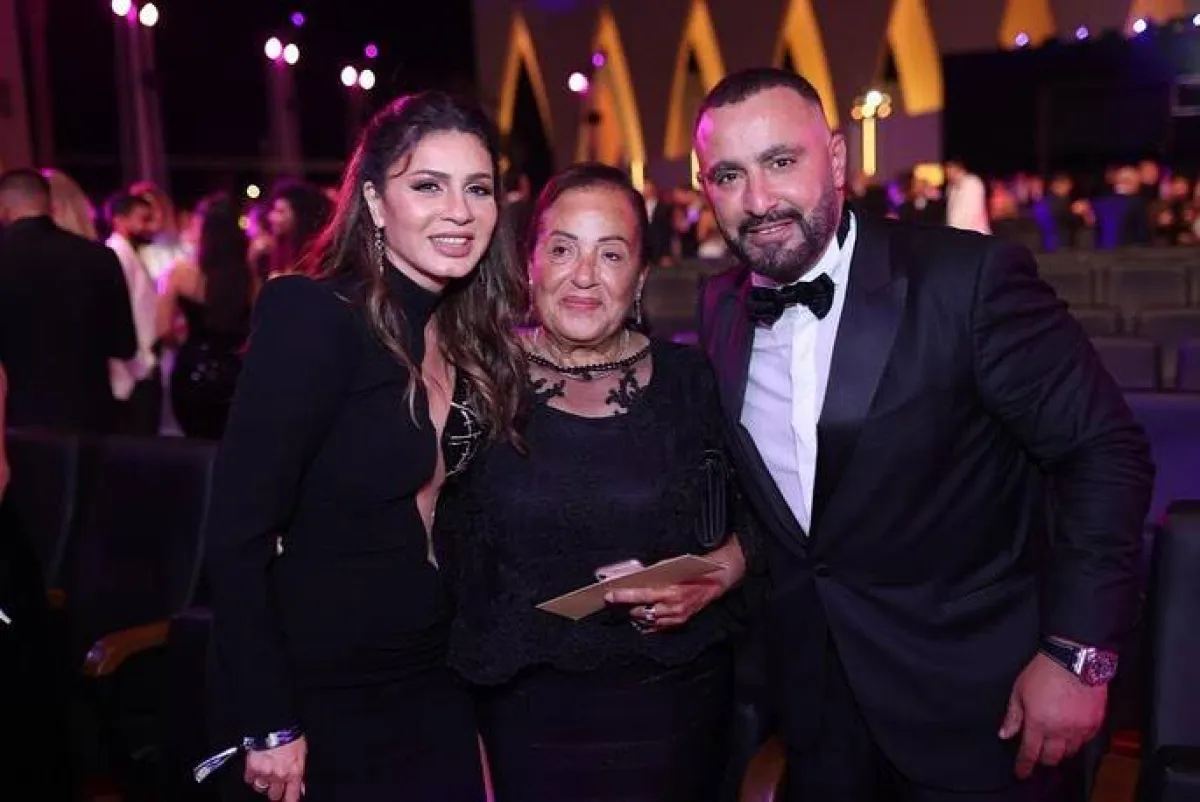 أحمد السقا ووالدته ونجلاء بدر - الصورة من حساب المهرجان على انستغرام