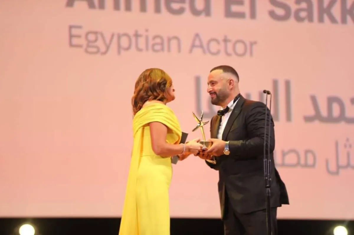 هند صبري تكرم أحمد السقا - الصورة من حساب المهرجان على انستغرام