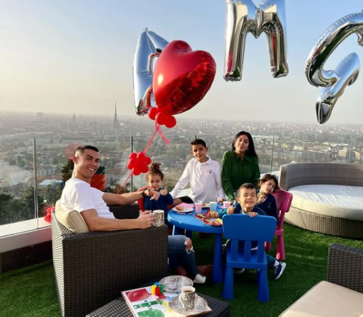 عائلة رونالدو- الصورة من انستغرام جورجينا