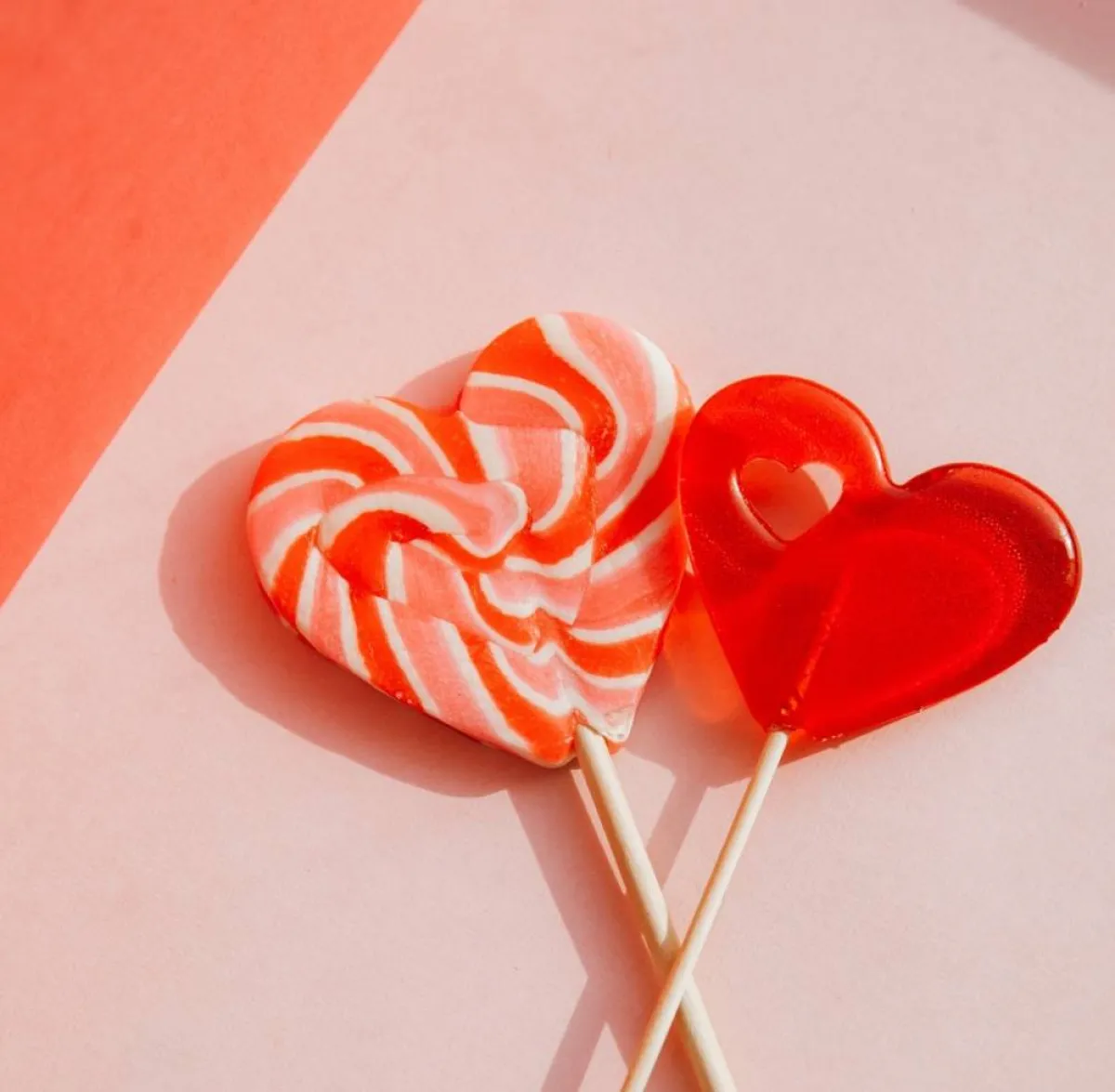 صورة تعبيرية على شكل قلبين