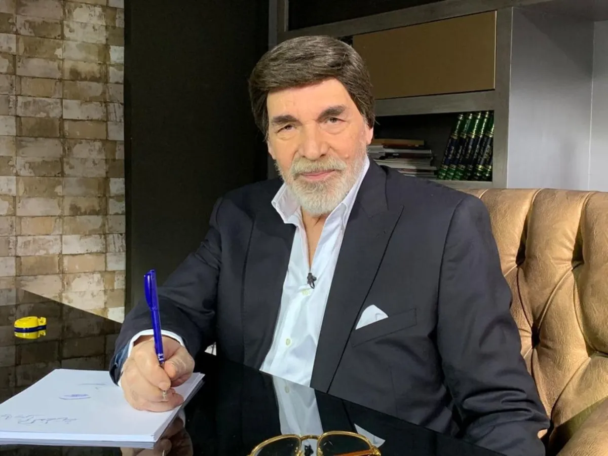 ياسر العظمة - الصورة من حسابه على فيسبوك