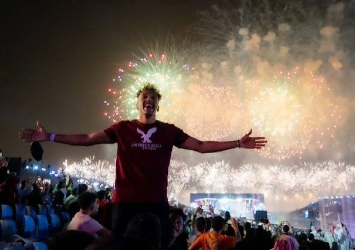 احتفال الجماهير في موسم الرياض