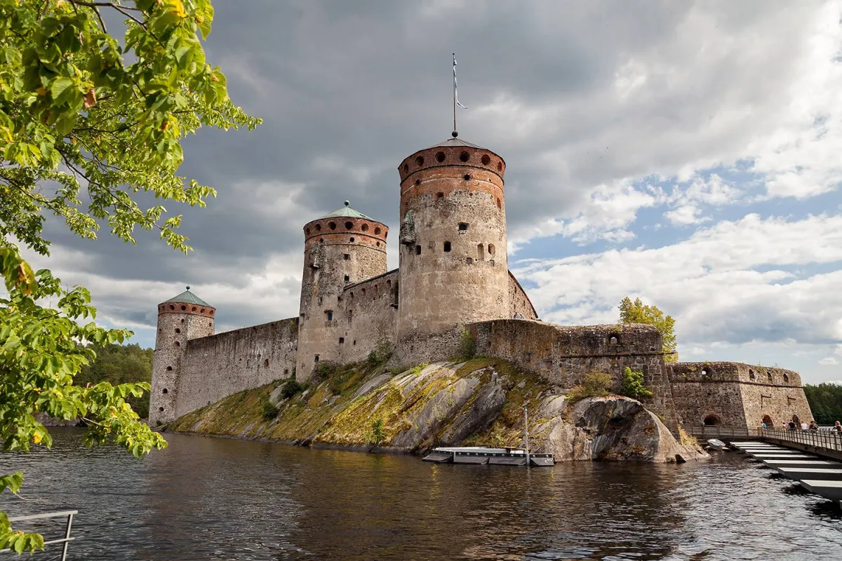 قلعة أولافينلينا