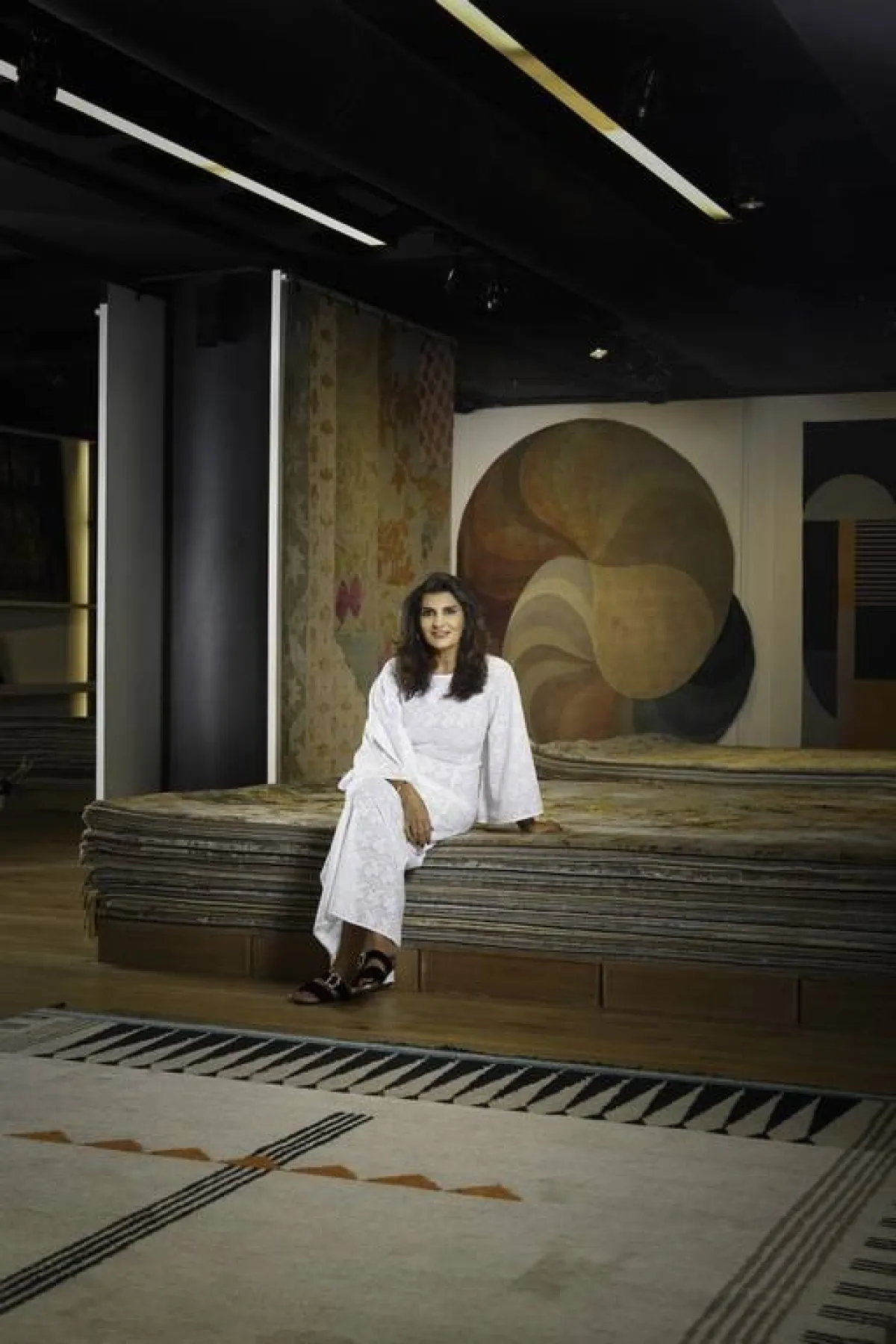  شيرين مكتبي