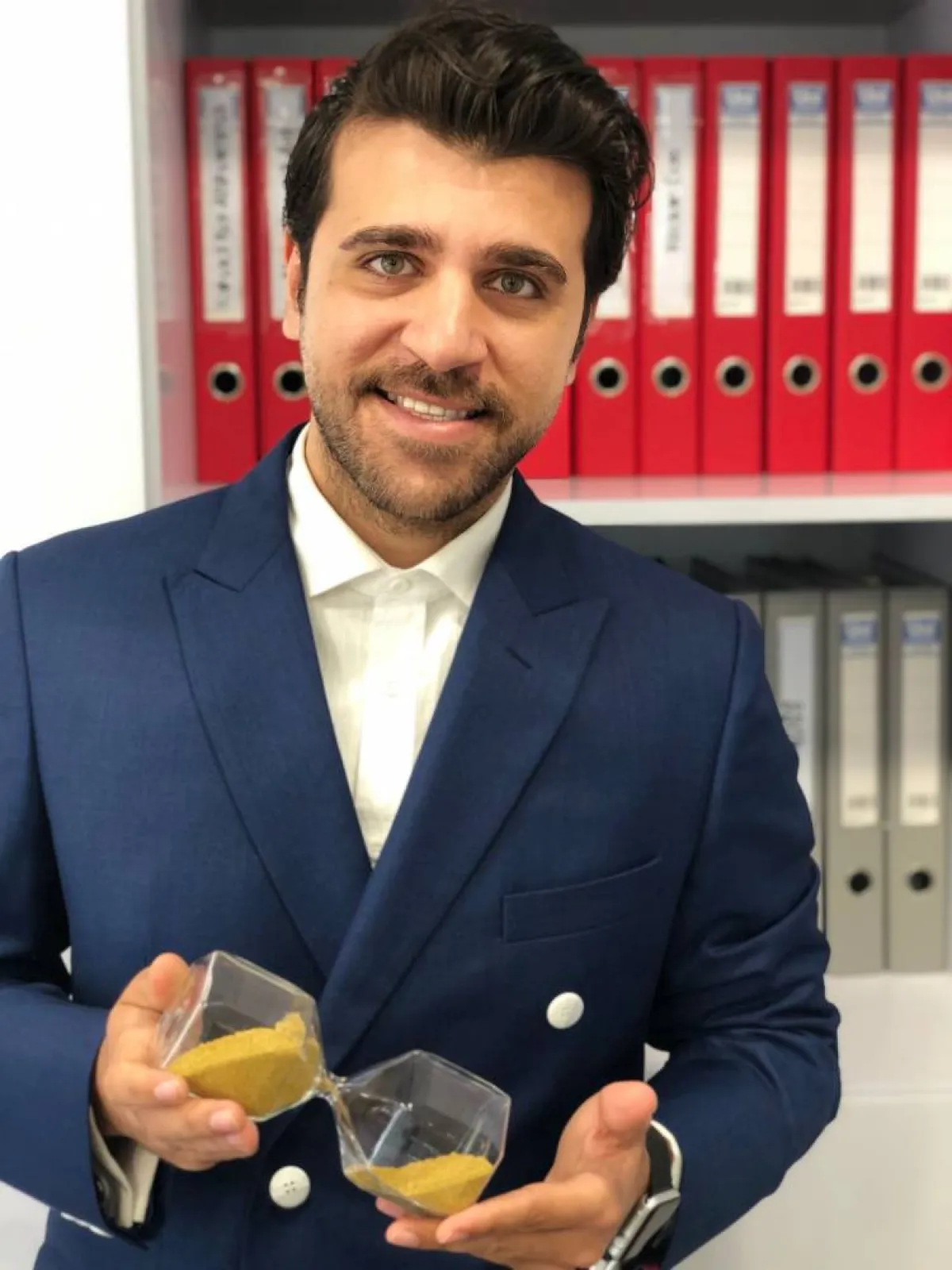 المحلّل السياسي والاقتصادي في أسواق المال د. علي الحليوة 